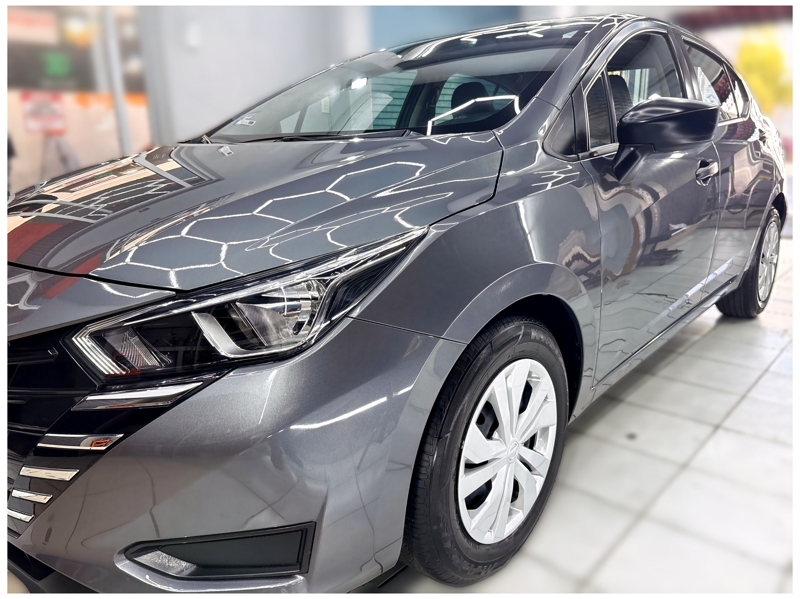 Autos seminuevos - Nissan Versa 2024