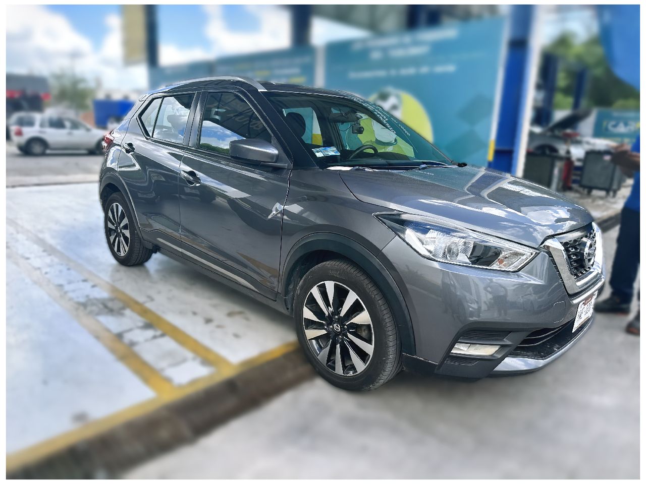 Autos seminuevos - Nissan Kicks 2020