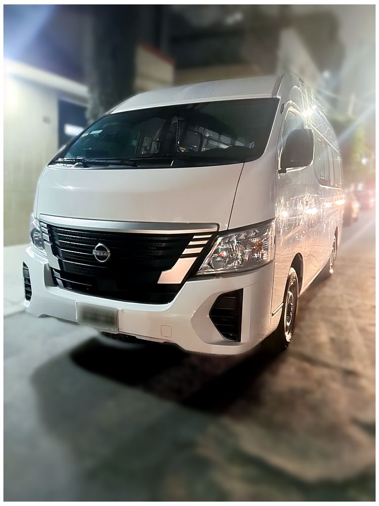 Autos seminuevos - Nissan Urvan 2023