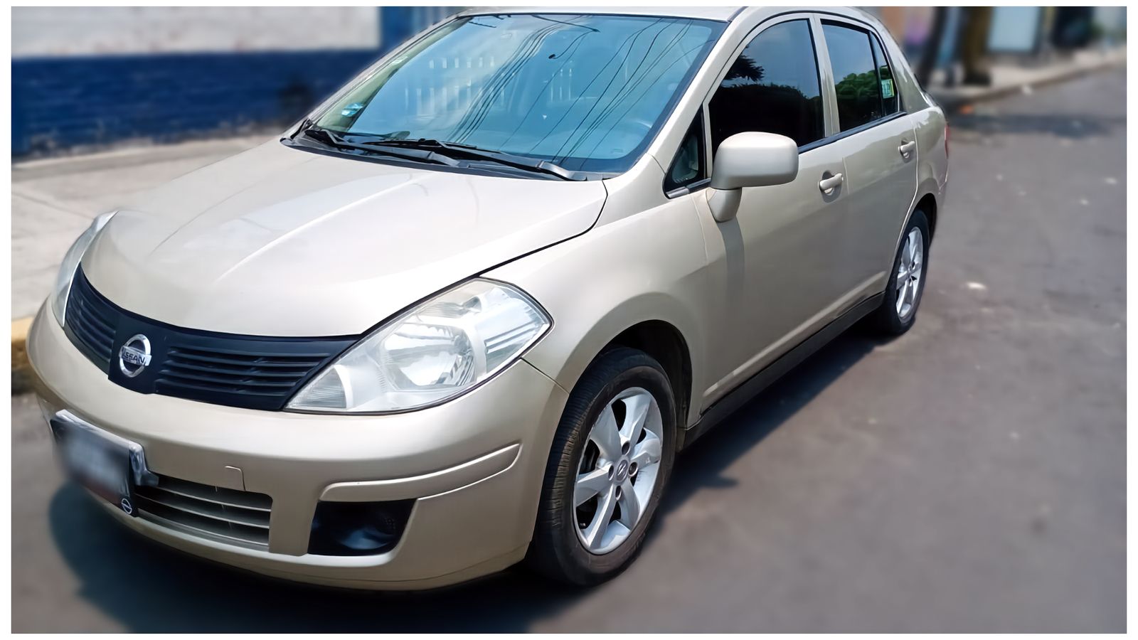 Autos seminuevos - Nissan Tiida 2013