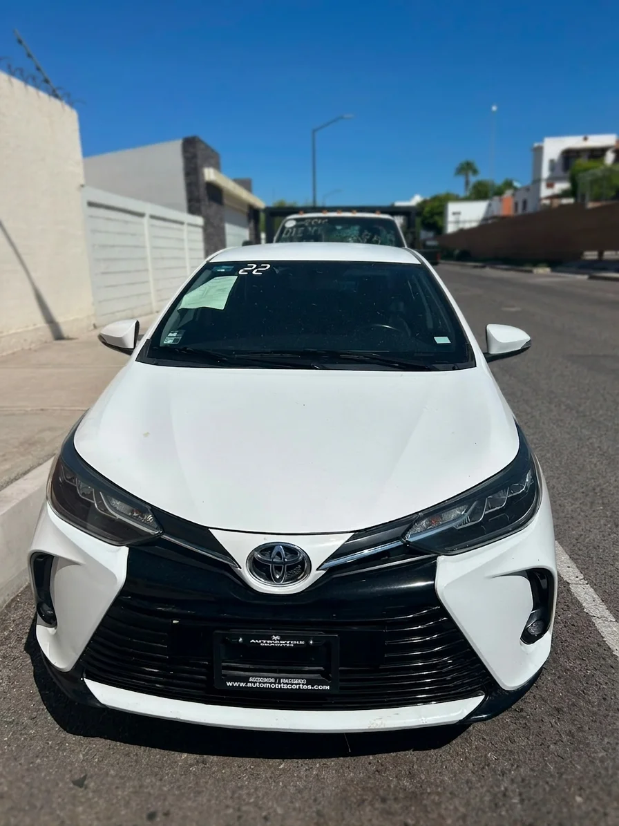 Autos seminuevos - Toyota Yaris 2022