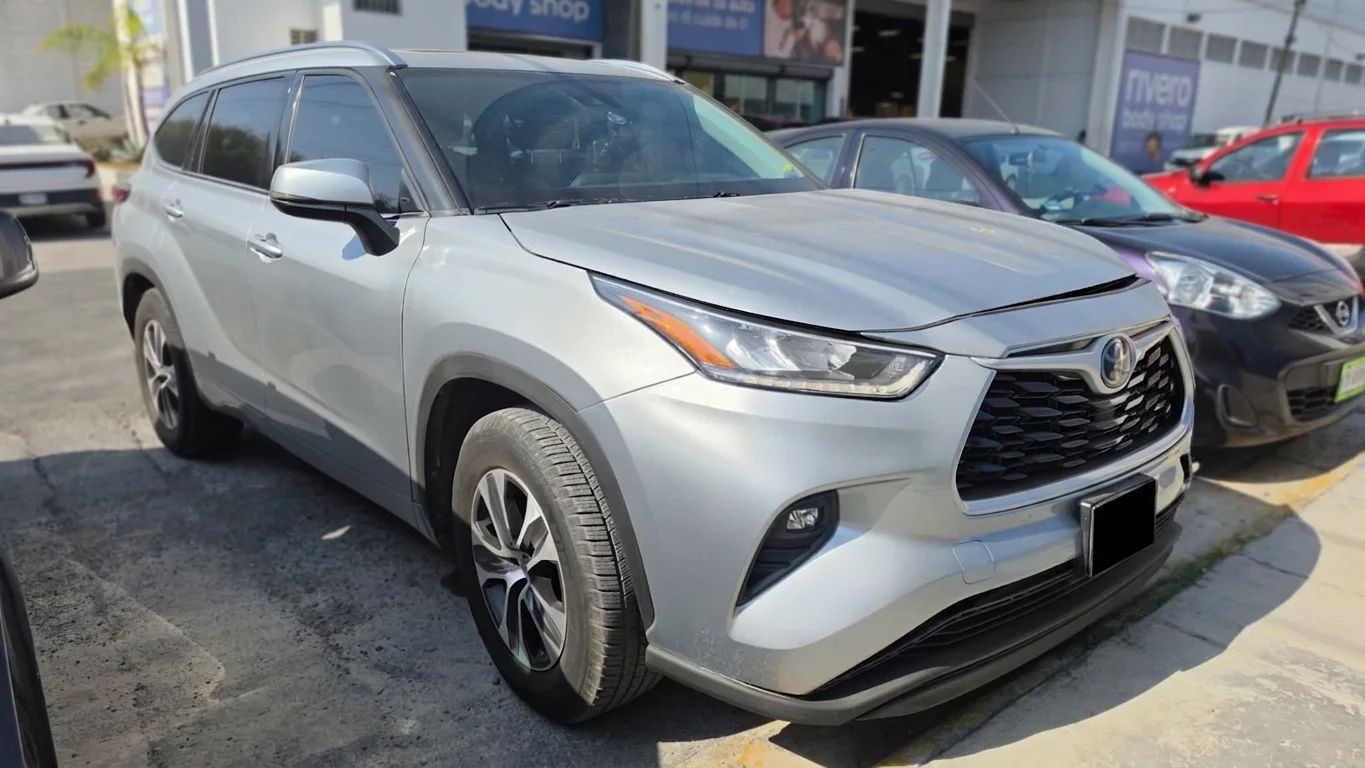 Autos seminuevos - Toyota Highlander 2021