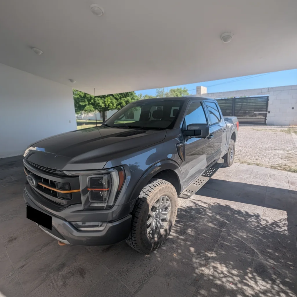 Autos seminuevos - Ford Lobo 2023