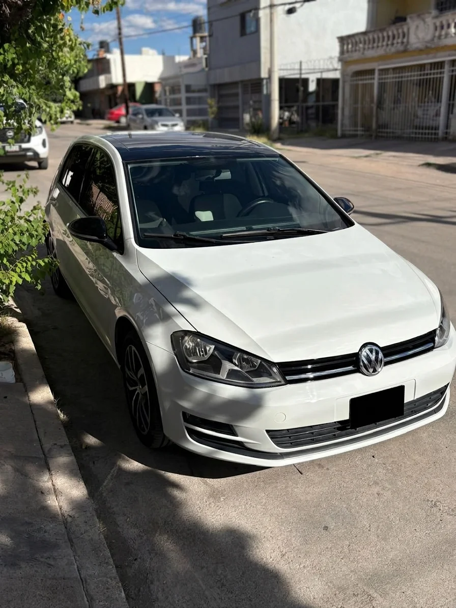 Autos seminuevos - Volkswagen Golf 2017