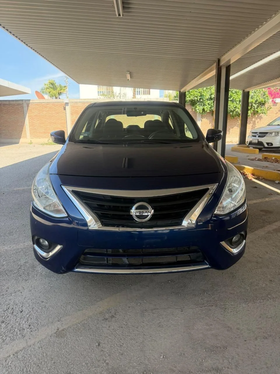 Autos seminuevos - Nissan Versa 2018