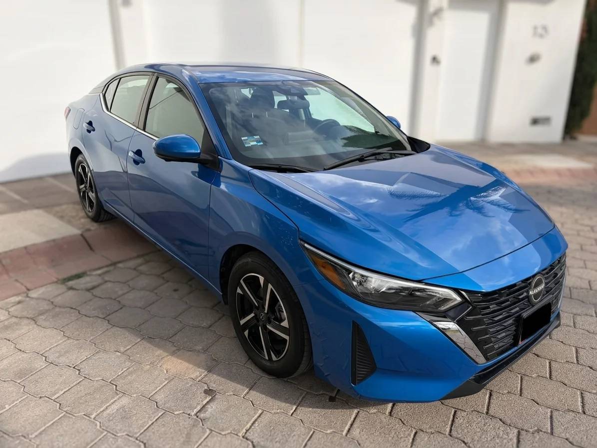 Autos seminuevos - Nissan Sentra 2024