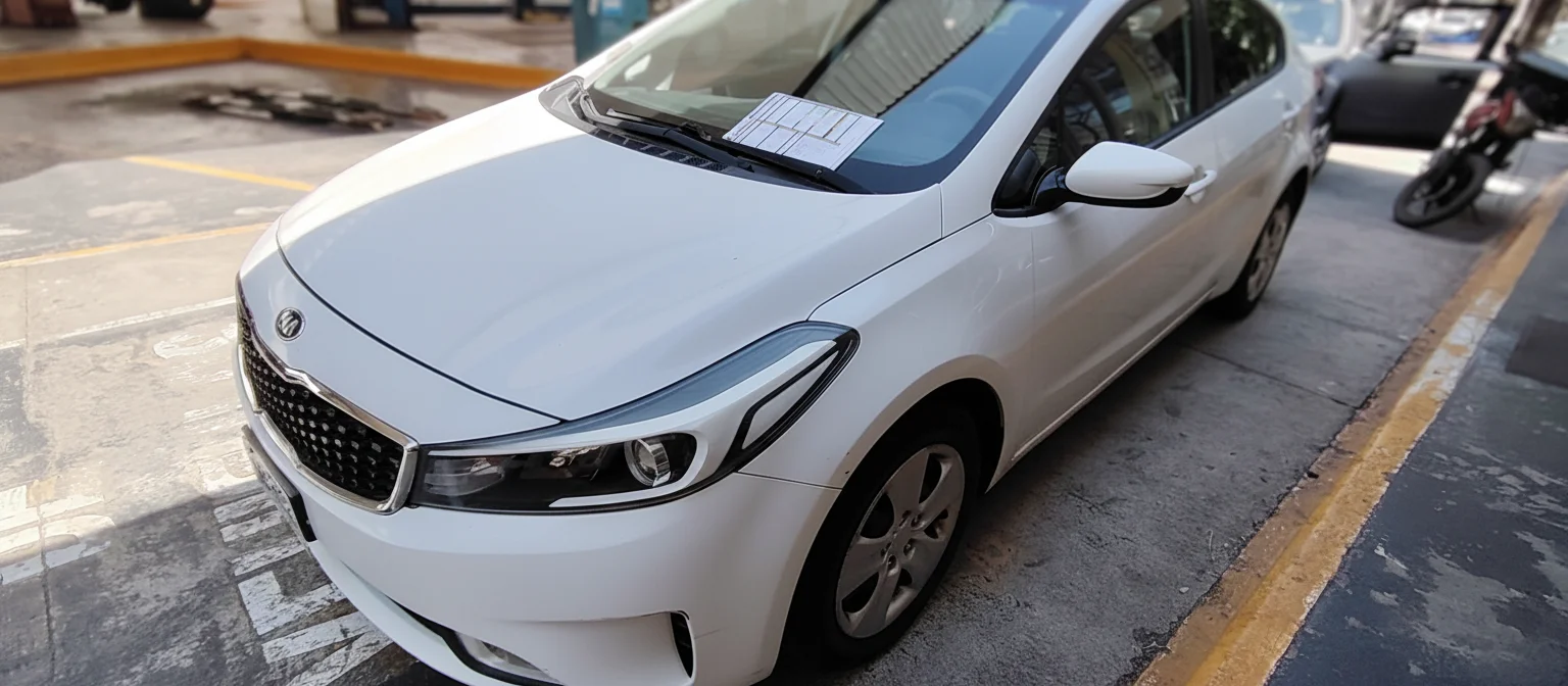Autos seminuevos - Kia Forte 2017