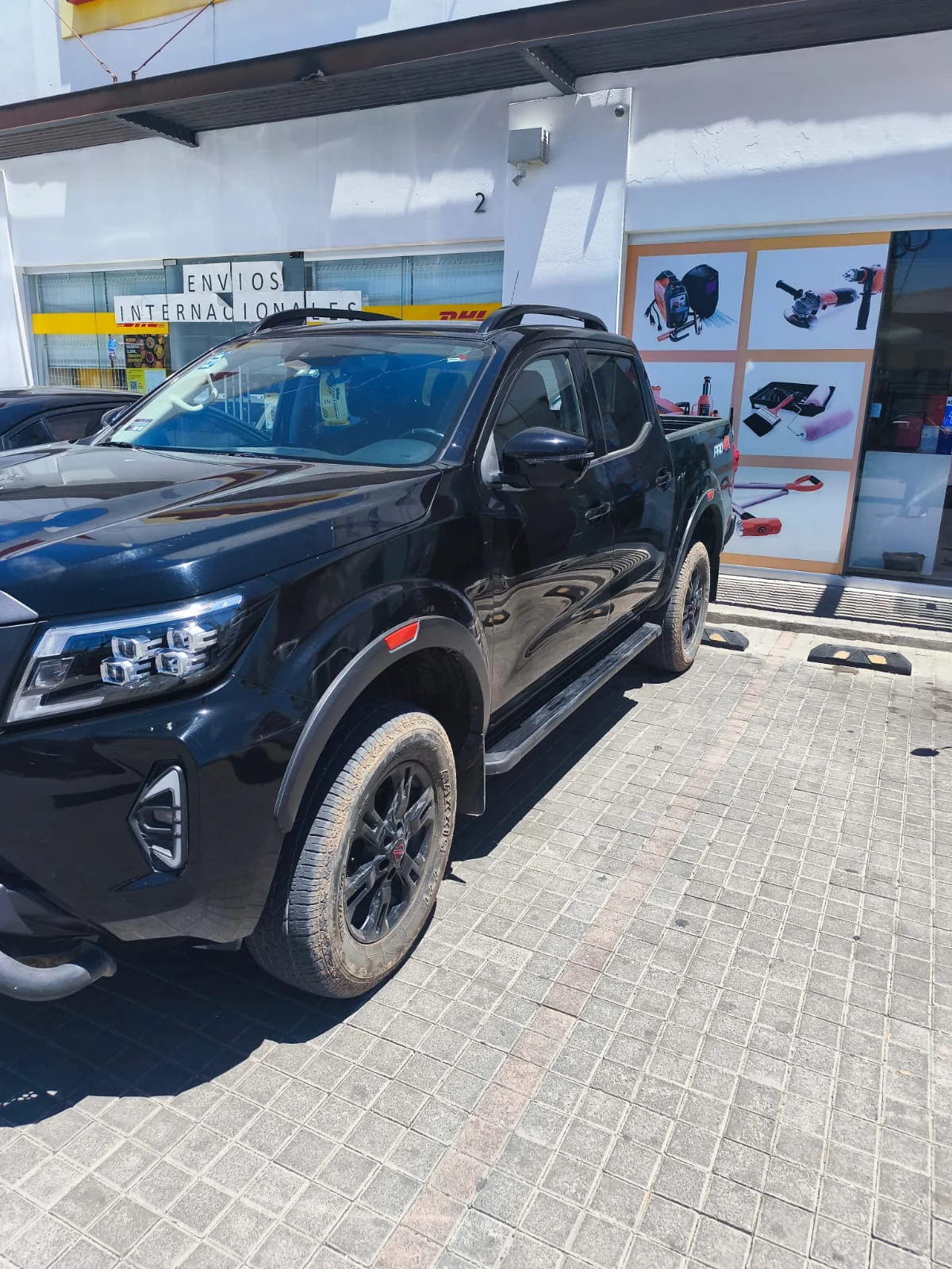 Autos seminuevos - Nissan Frontier 2024