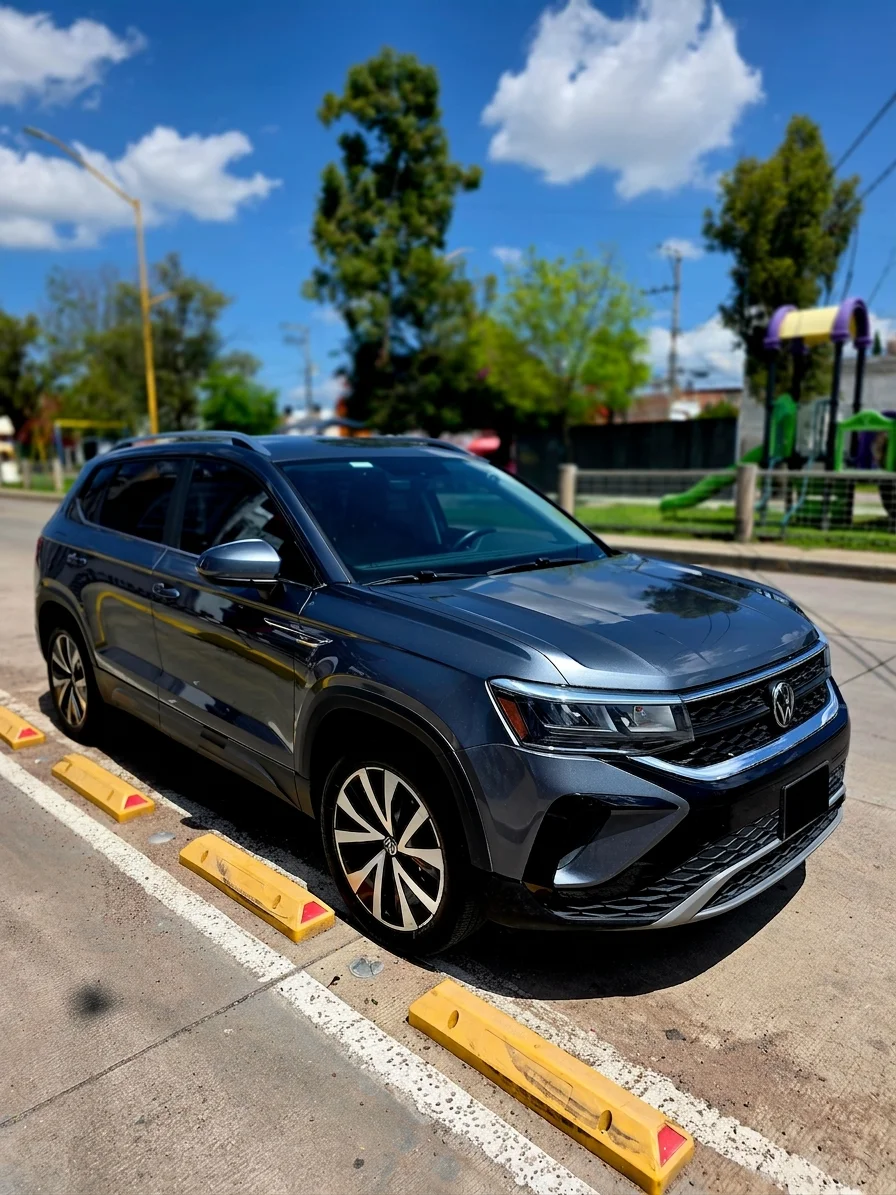 Autos seminuevos - Volkswagen Taos 2023