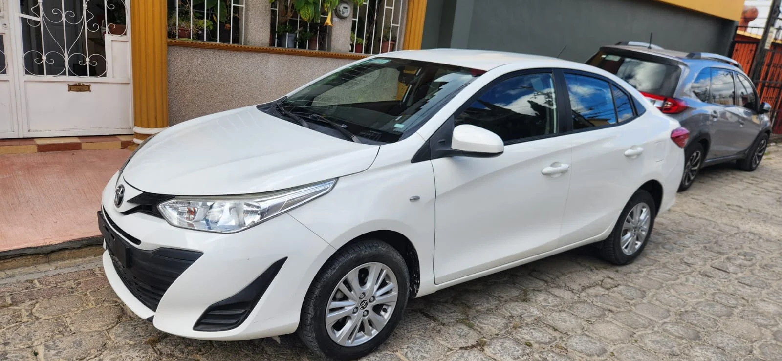 Autos seminuevos - Toyota Yaris 2020