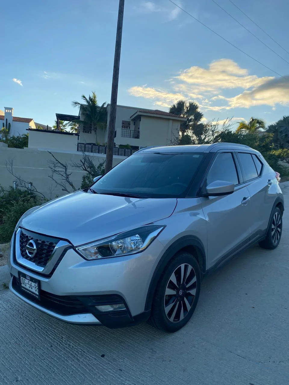 Autos seminuevos - Nissan Kicks 2020