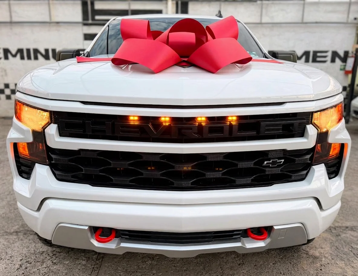 Autos seminuevos - Chevrolet Silverado 2023