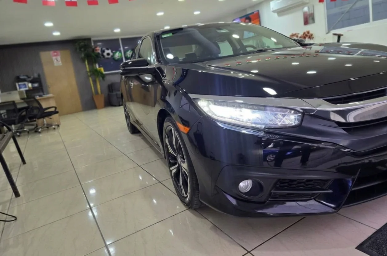 Autos seminuevos - Honda Civic 2018