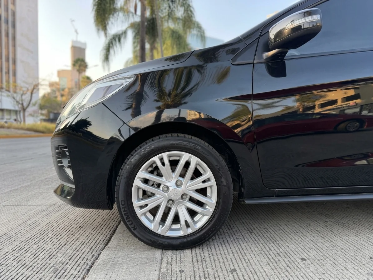 Autos seminuevos - Mitsubishi Mirage-g4 2023