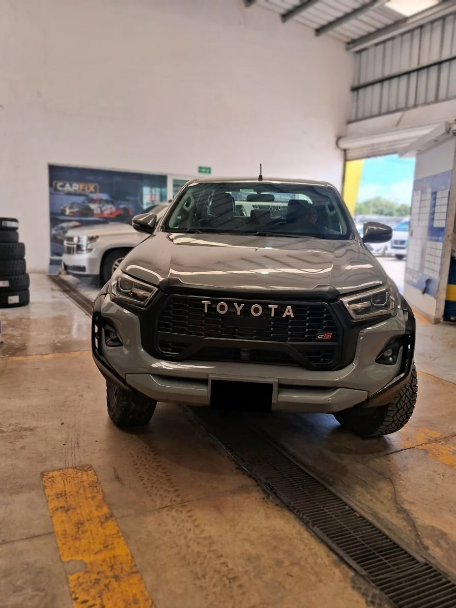 Autos seminuevos - Toyota Hilux 2018