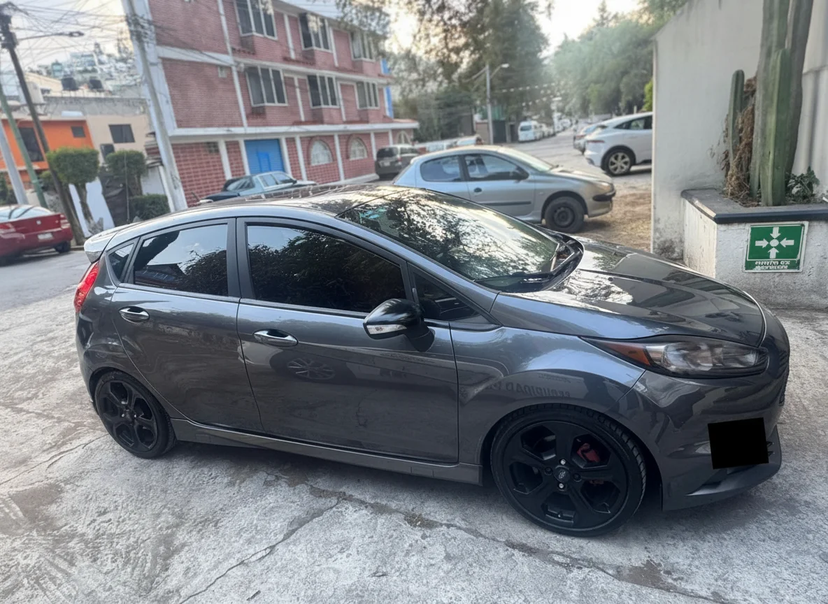 Autos seminuevos - Ford Fiesta 2016