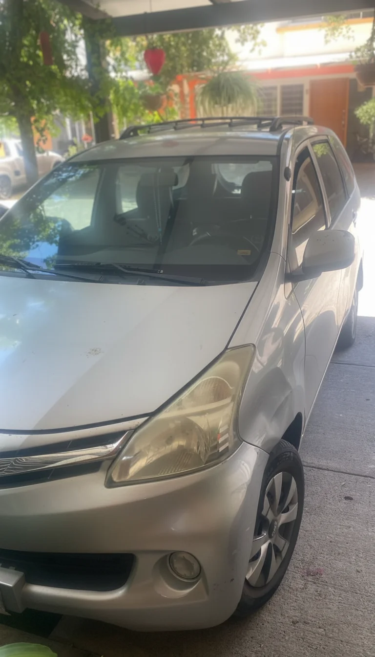 Autos seminuevos - Toyota Avanza 2015