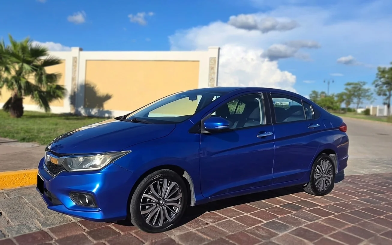Autos seminuevos - Honda City 2020