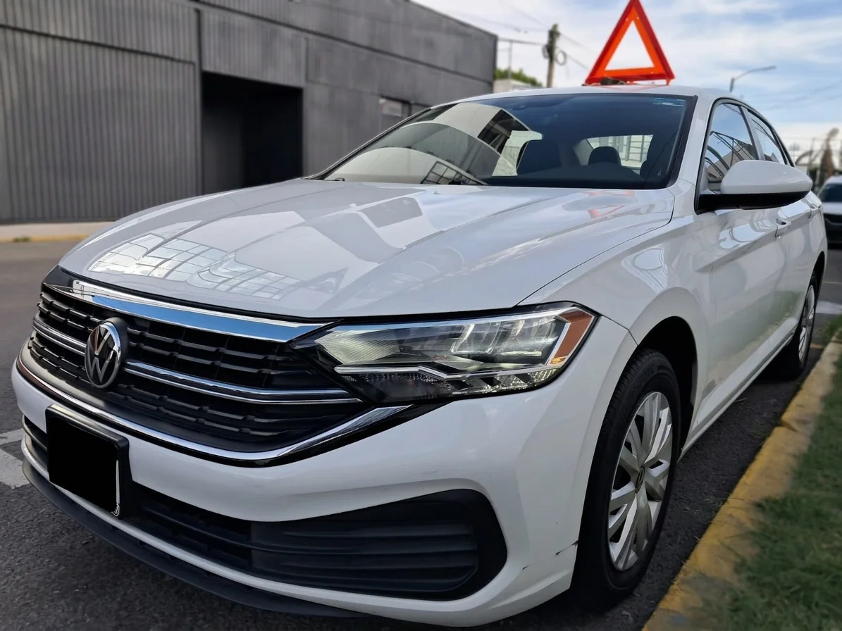 Autos seminuevos - Volkswagen Jetta 2023