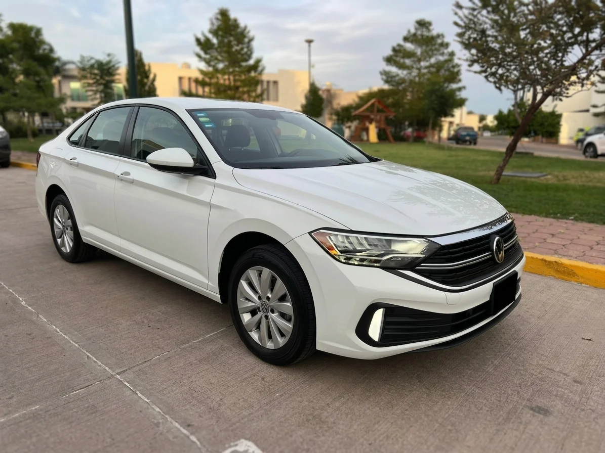 Autos seminuevos - Volkswagen Jetta 2023