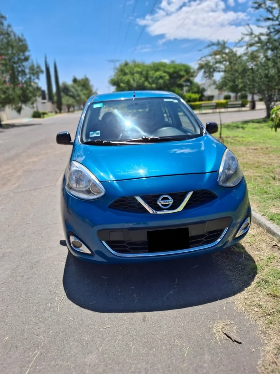Autos seminuevos - Nissan March 2014