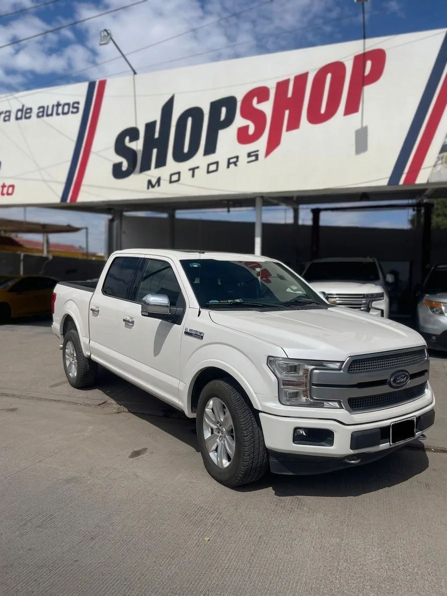 Autos seminuevos - Ford Lobo 2018