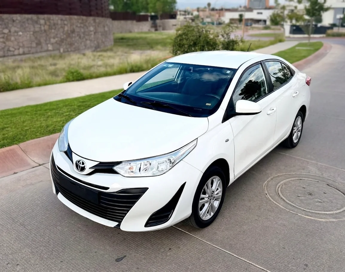 Autos seminuevos - Toyota Yaris 2019