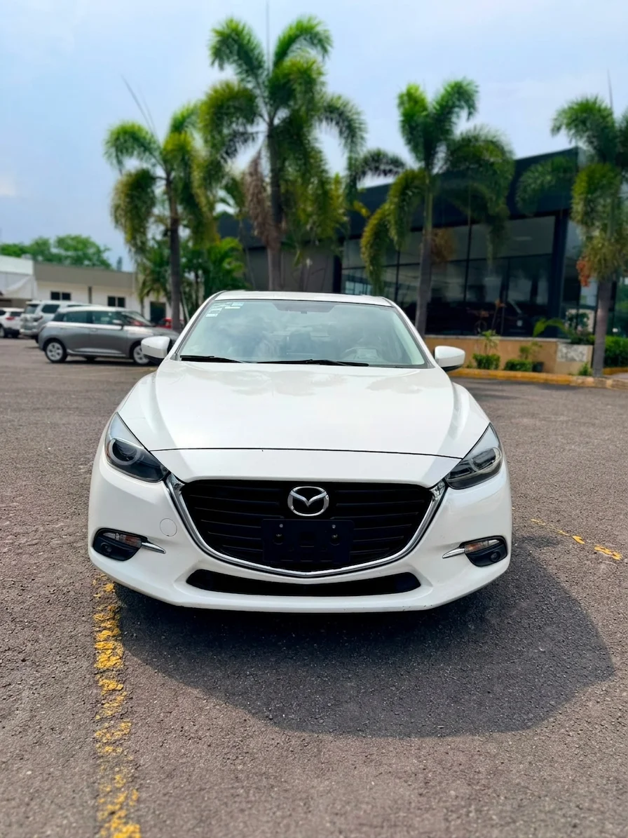 Autos seminuevos - Mazda 3 2018