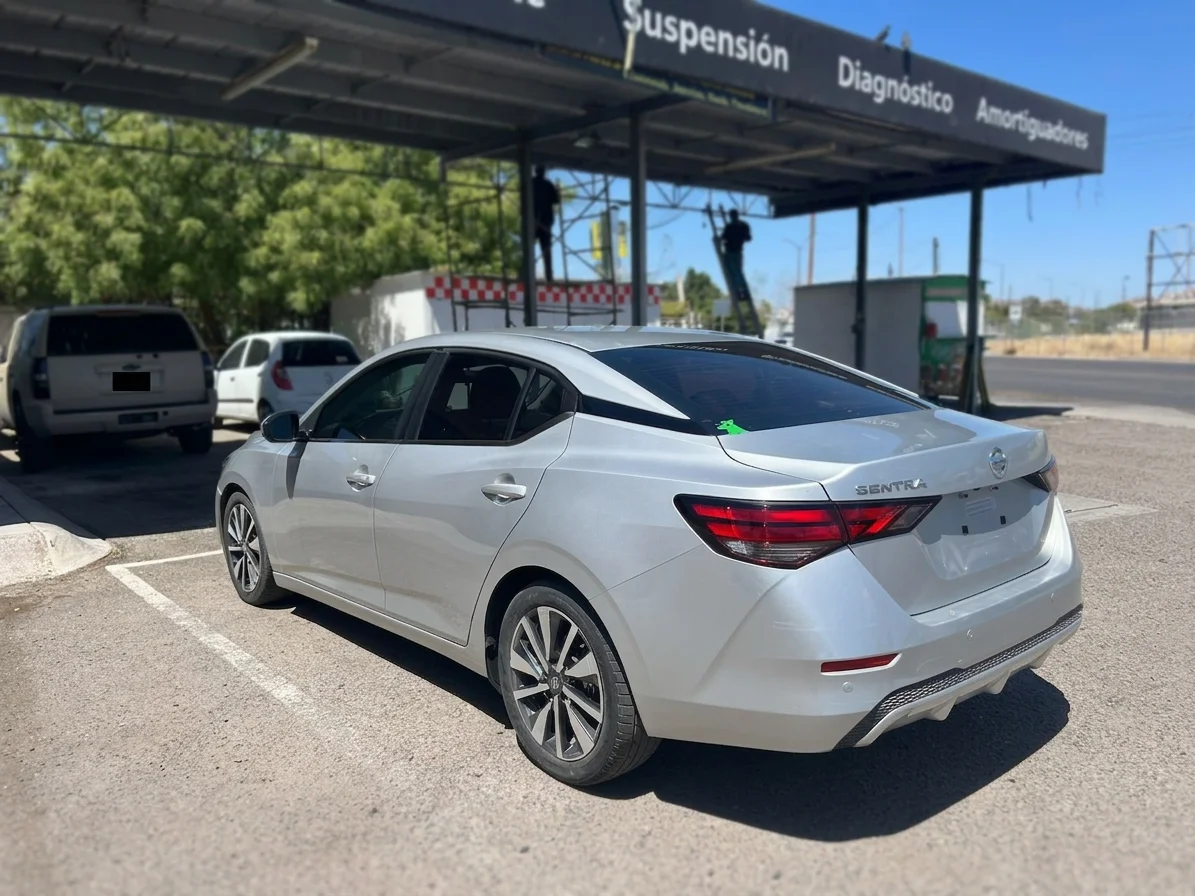 Autos seminuevos - Nissan Sentra 2020