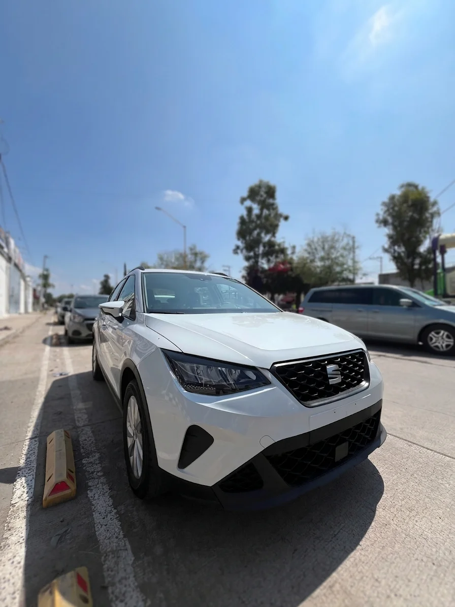 Autos seminuevos - Seat Arona 2023