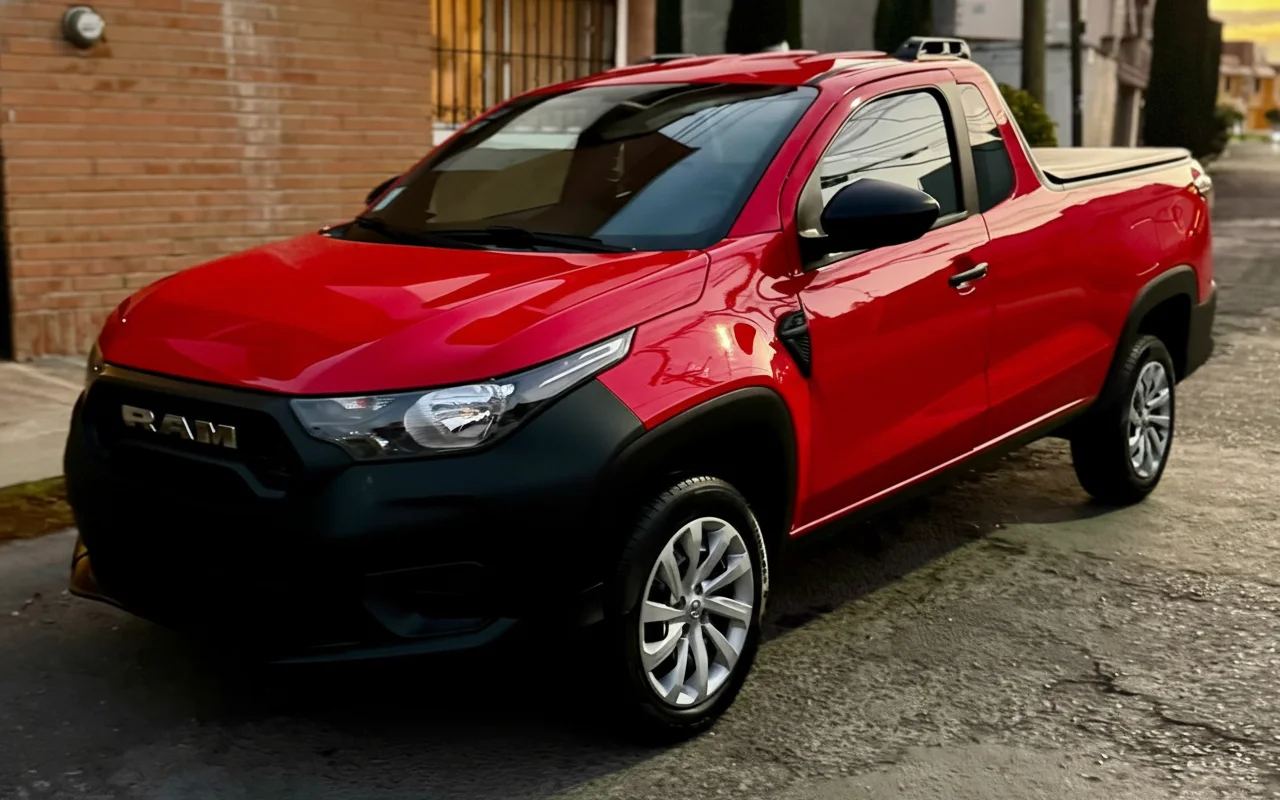 Autos seminuevos - Ram 700 2024
