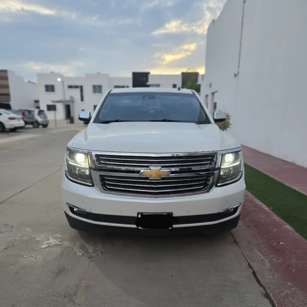 Autos seminuevos - Chevrolet Suburban 2017