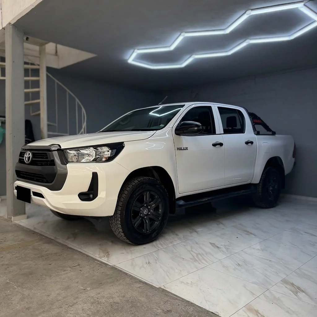 Autos seminuevos - Toyota Hilux 2024