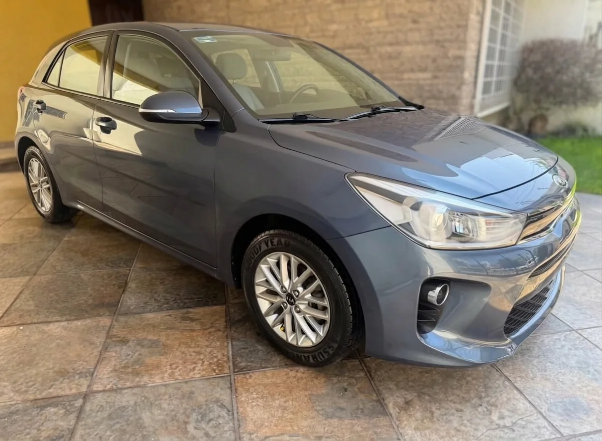 Autos seminuevos - Kia Rio 2018