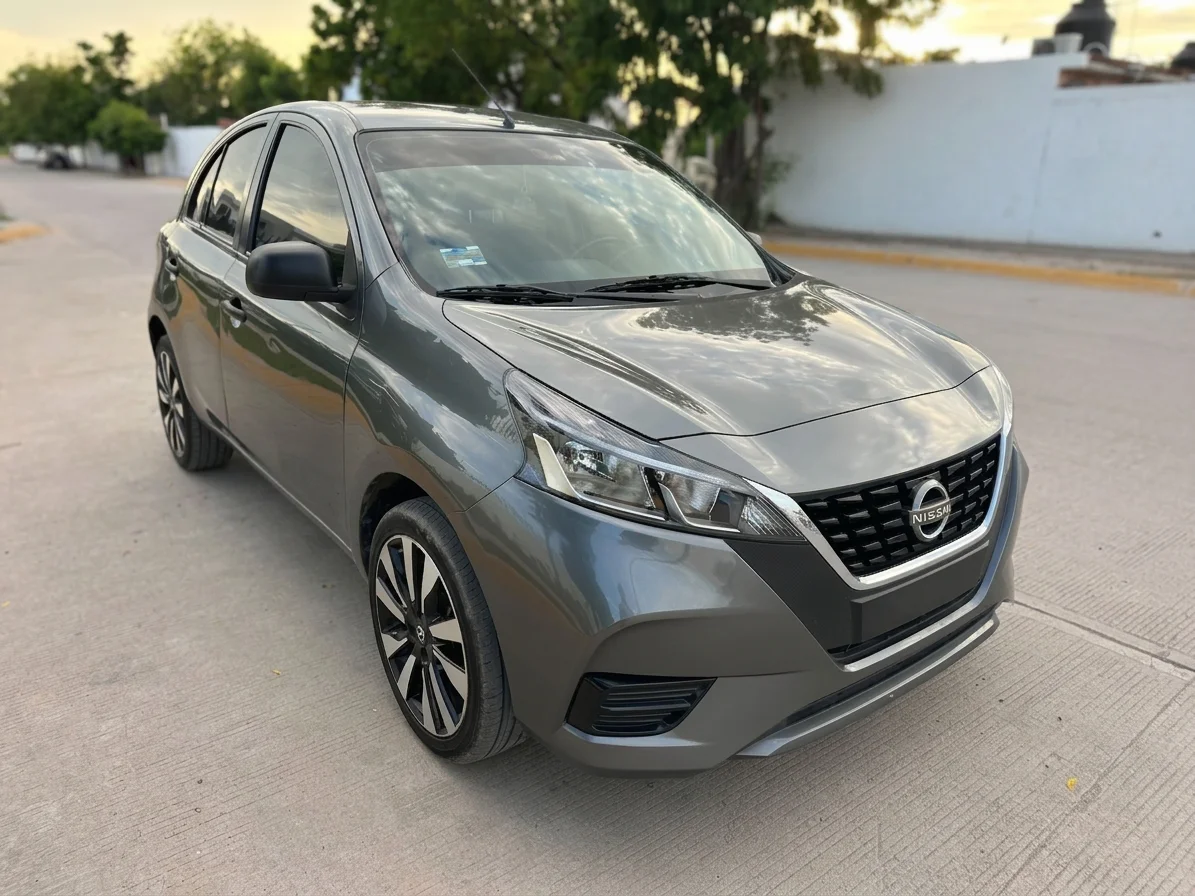 Autos seminuevos - Nissan March 2023