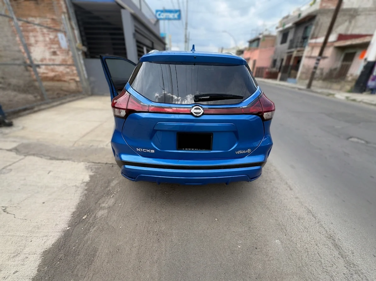 Autos seminuevos - Nissan Kicks 2021