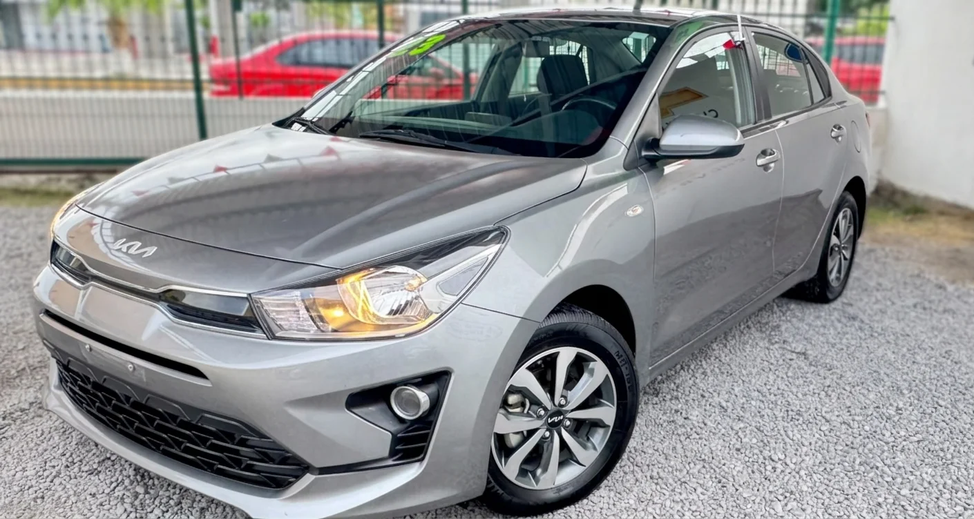 Autos seminuevos - Kia Rio 2023