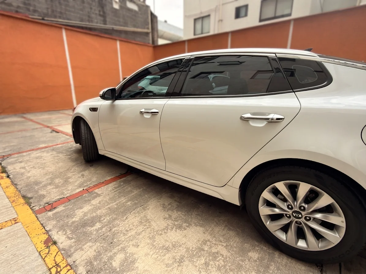 Autos seminuevos - Kia Optima 2018