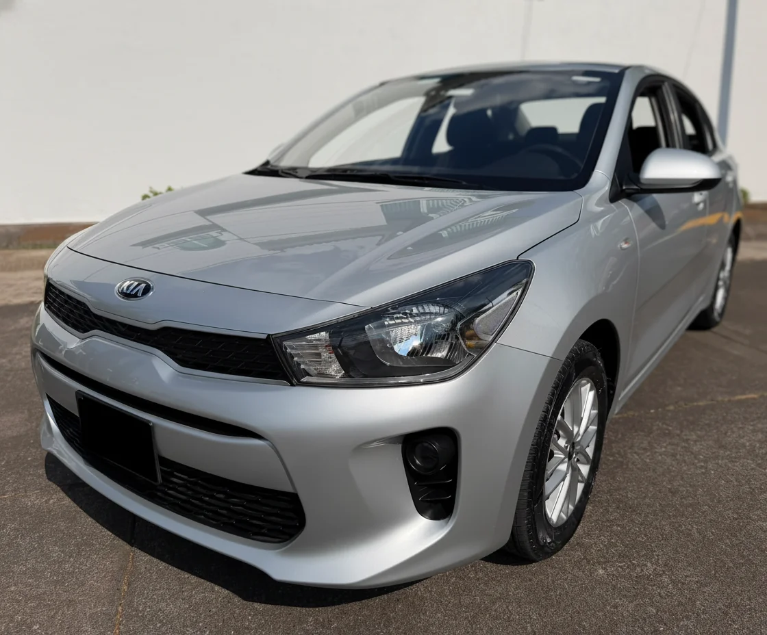 Autos seminuevos - Kia Rio 2020