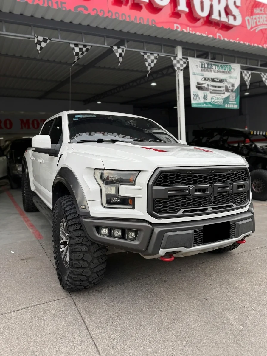 Autos seminuevos - Ford Lobo 2017