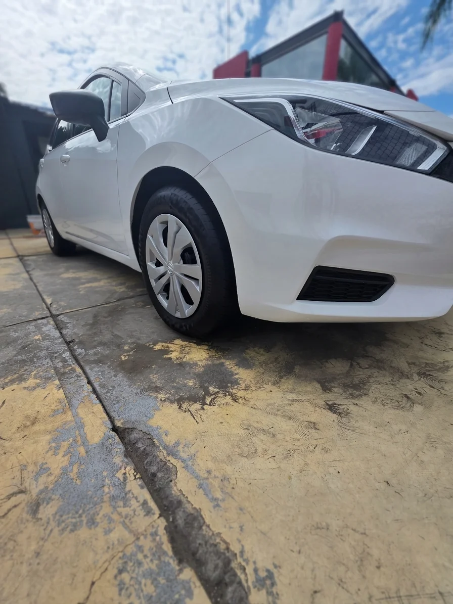 Autos seminuevos - Nissan Versa 2022