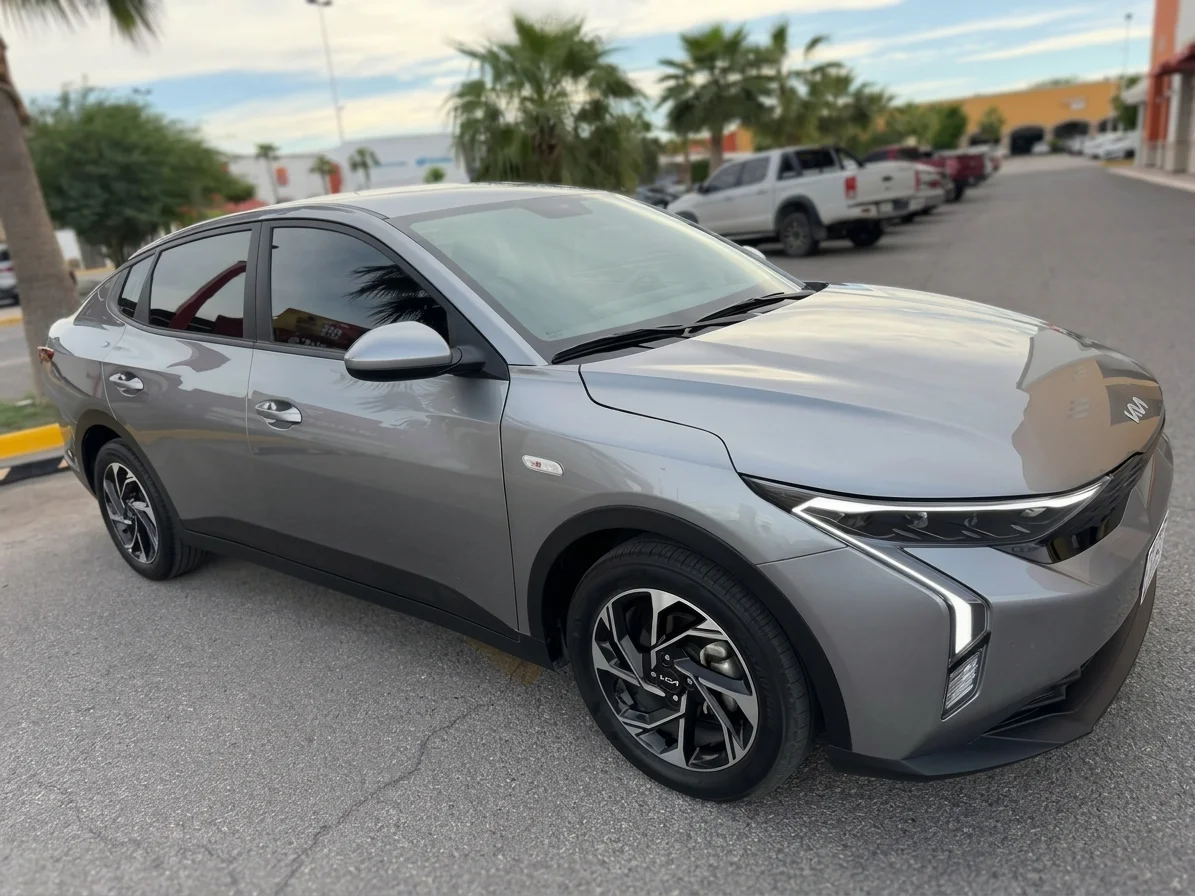Autos seminuevos - Kia K3 2024