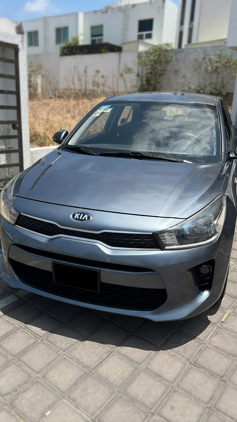Autos seminuevos - Kia Rio 2019
