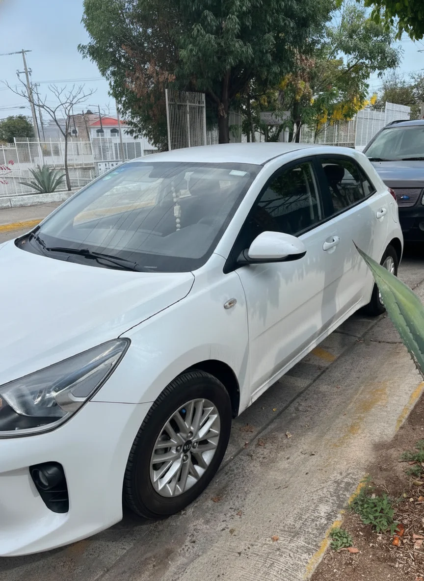 Autos seminuevos - Kia Rio 2020