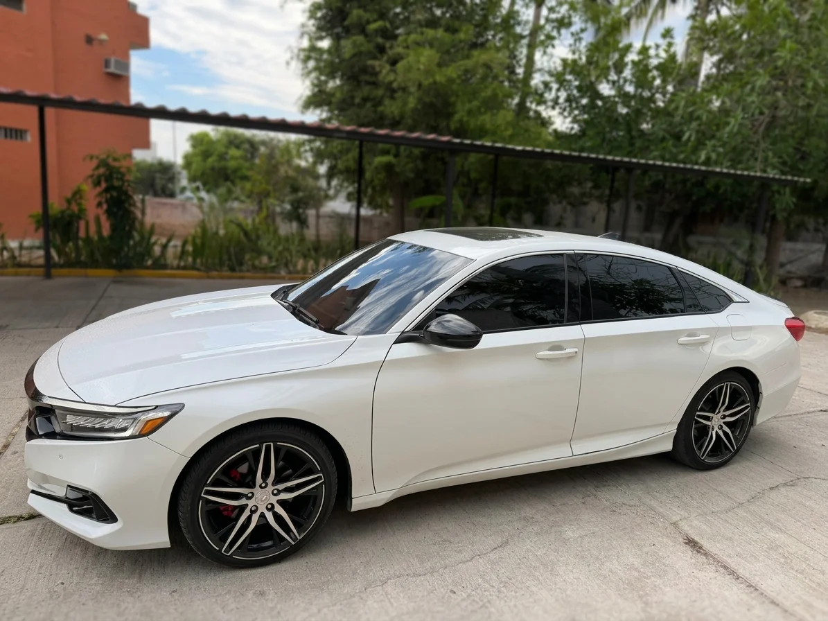 Autos seminuevos - Honda Accord 2022