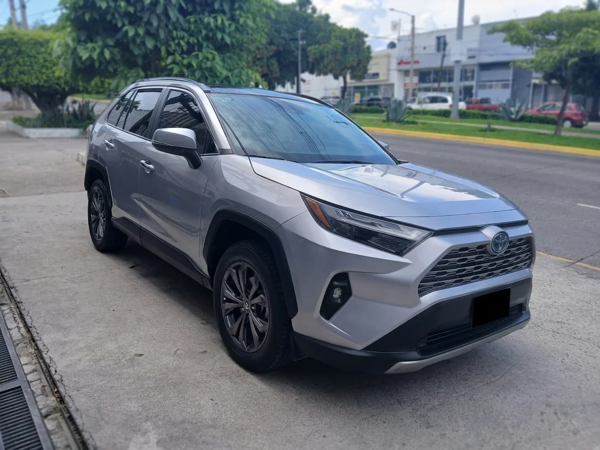 Autos seminuevos - Toyota Rav4 2023