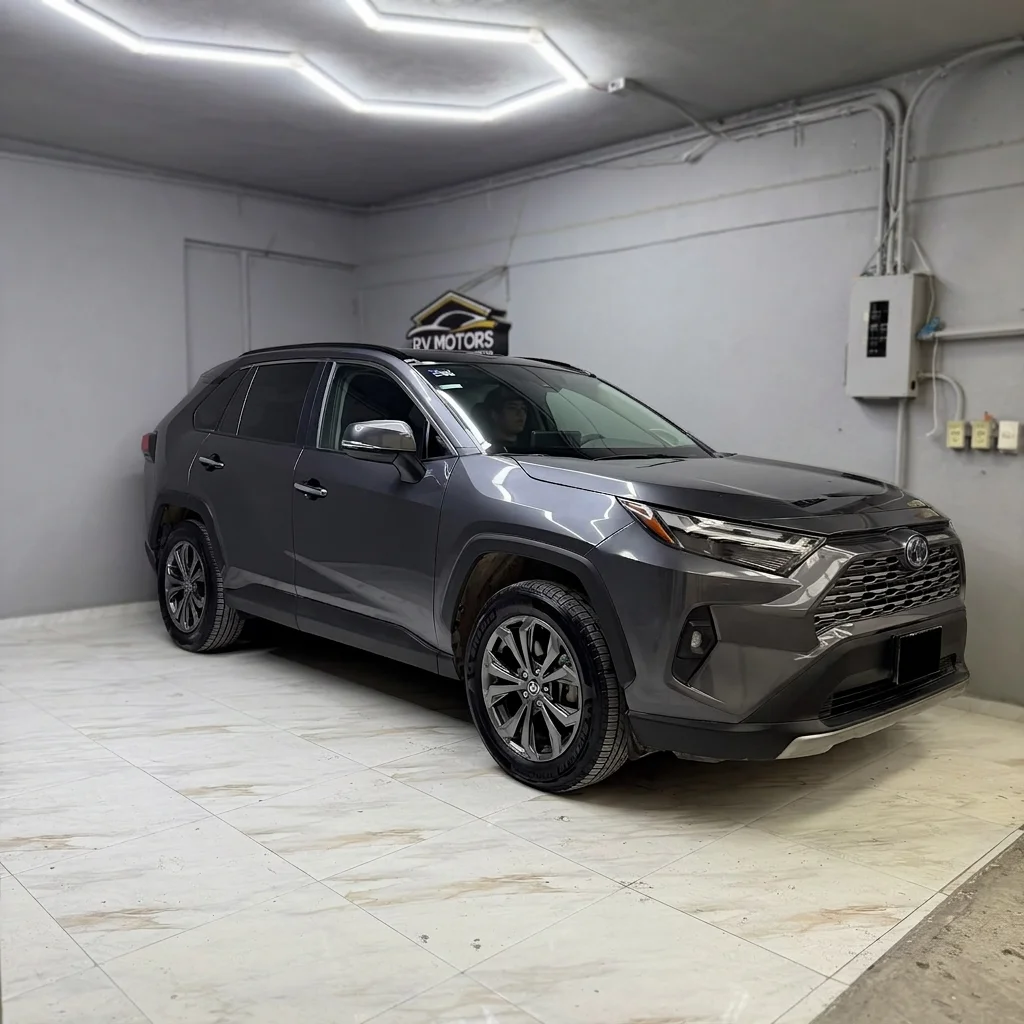 Autos seminuevos - Toyota Rav4 2024