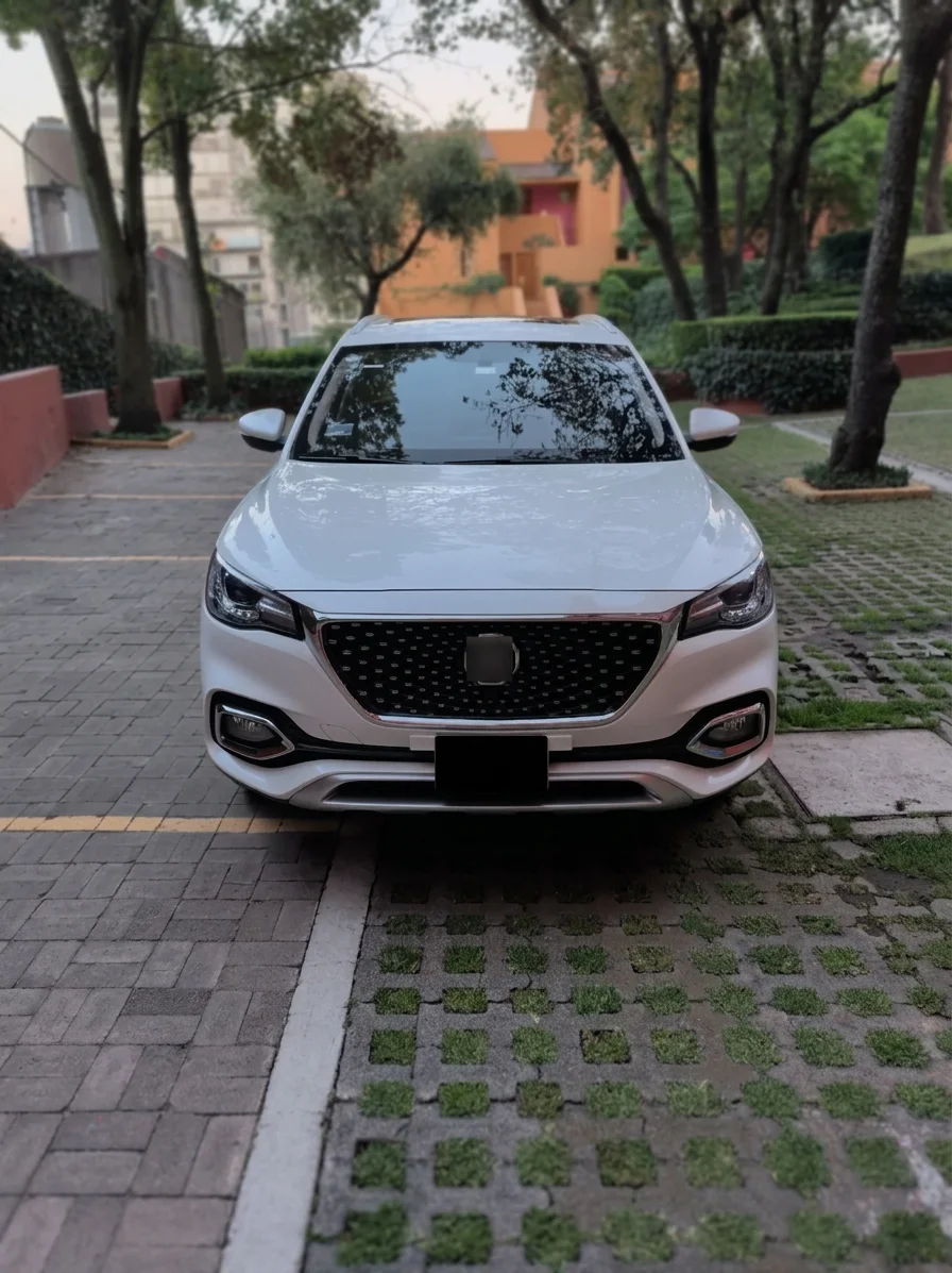 Autos seminuevos - Mg Hs 2022