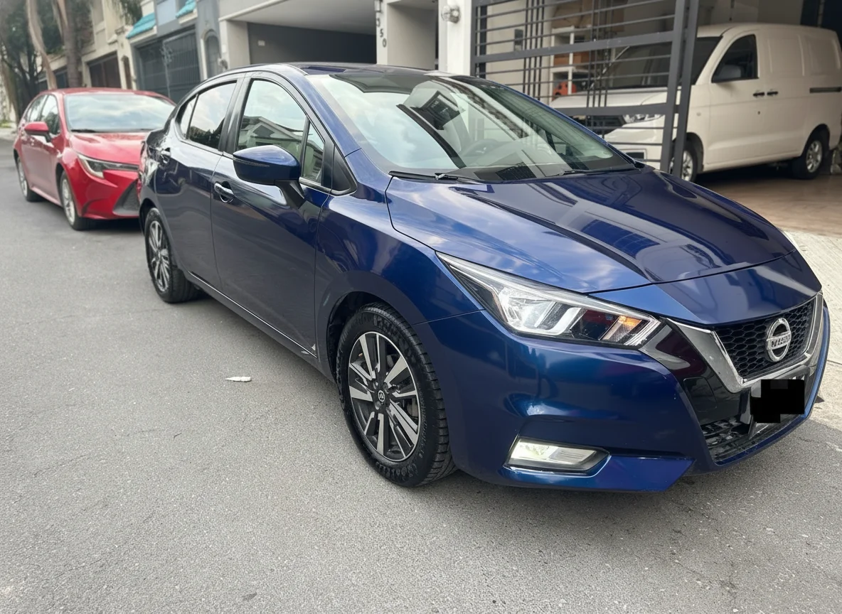 Autos seminuevos - Nissan Versa 2020