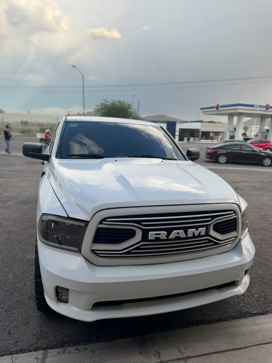 Autos seminuevos - Ram 1500 2020